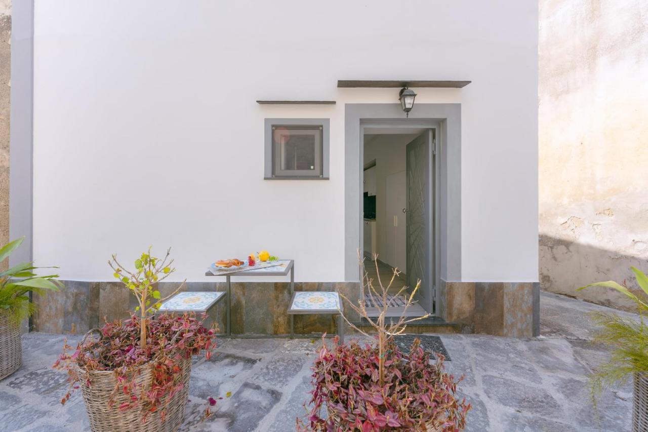 La Casa Del Postino * Procida