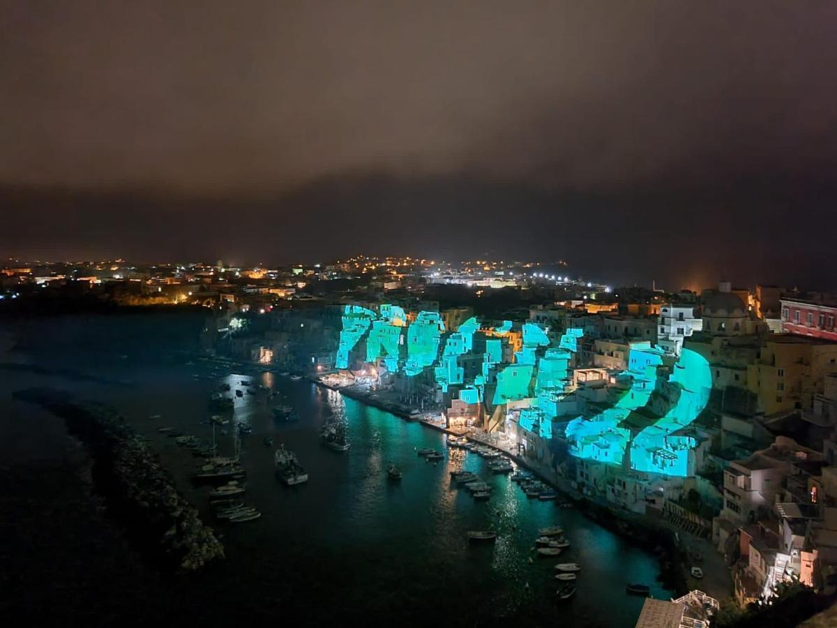 La Casa Del Postino Appartement Procida