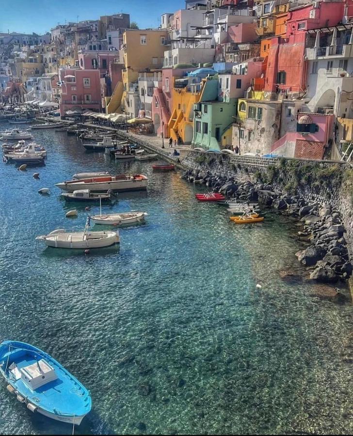 La Casa Del Postino Appartement Procida